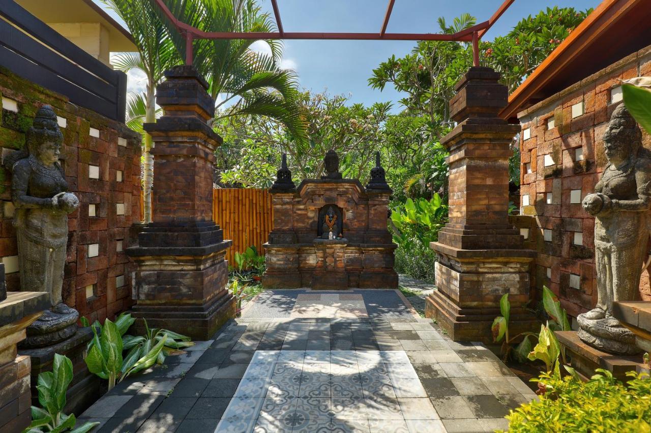Mahe Garden Inn And Villas By Kamara Kuta Lombok Buitenkant foto